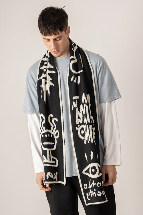 Urban Kao Ivory/Black Scarf