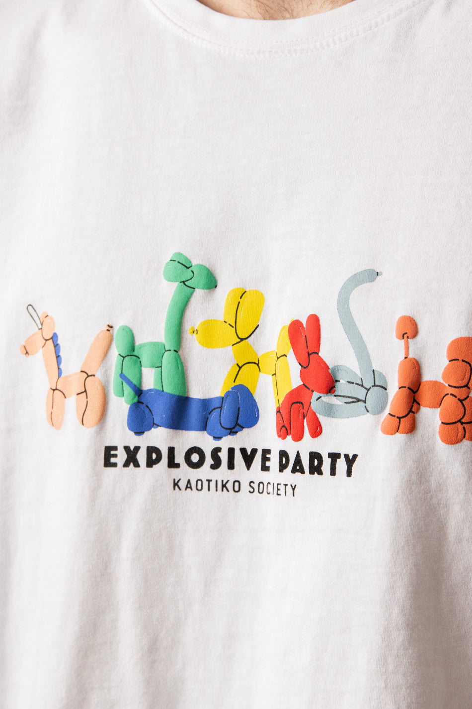 Camiseta Washed Explosive Party White