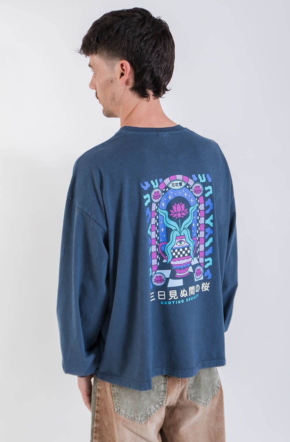 Camiseta Washed Lotus Door Navy